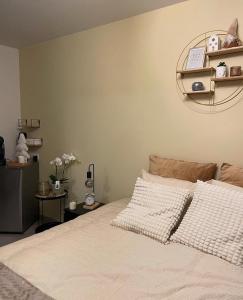Postel nebo postele na pokoji v ubytování B & B 't Pomphuys
