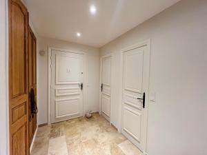 Φωτογραφία από το άλμπουμ του Côte 'd Azur - DETACHED PRIVATE VILLA σε Coaraze +64 φωτογραφίες