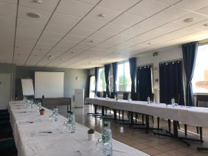 Konferenční prostory v ubytování Cit'Hotel LA PYRAMIDE