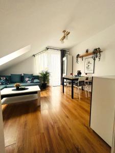 Zdjęcie z galerii obiektu Apartament Słoneczny 1 w mieście Opole