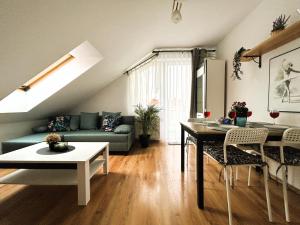 Część wypoczynkowa w obiekcie Apartament Słoneczny 1