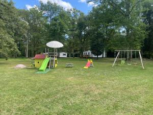 Fotografie z fotogalerie ubytování Bungalow Hermès v destinaci Saint-Laurent