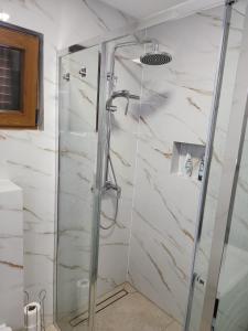 Et badeværelse på Apartment Sarabi