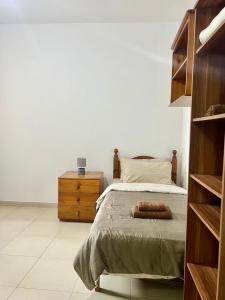Ένα ή περισσότερα κρεβάτια σε δωμάτιο στο St Julian's 3 Bedroom - 10 mins from the sea