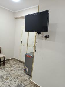 TV a/nebo společenská místnost v ubytování فندق الإيمان El Eman Hotel