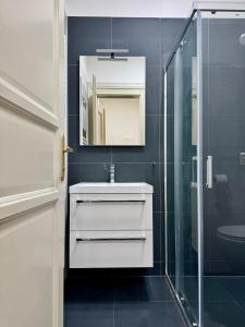 Koupelna v ubytování Pearl Bee Deluxe Suites