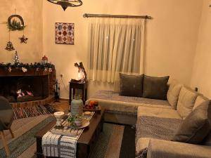 Posezení v ubytování Ιξός Home