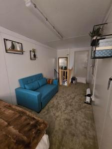 Ruang duduk di Moun Bolton Cabin 'Chester'