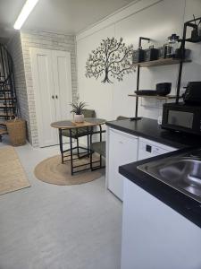 Dapur atau dapur kecil di Moun Bolton Cabin 'Chester'