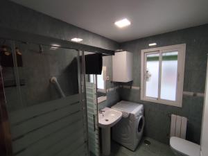 Koupelna v ubytování Cozy Apartment in the heart of Madrid