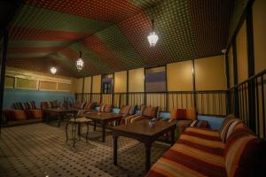 Istumisnurk majutusasutuses Riad dar Merzouga