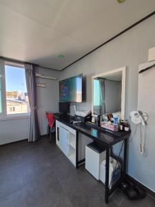 Kuchyň nebo kuchyňský kout v ubytování Haruae hotel