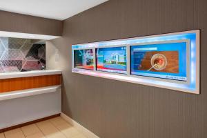 TV a/nebo společenská místnost v ubytování SpringHill Suites Austin Round Rock