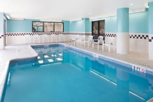 Bazén v ubytování SpringHill Suites Austin Round Rock nebo v jeho okolí