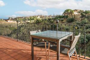 Balkón nebo terasa v ubytování AC Hotel Ciudad de Toledo by Marriott