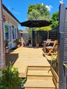 Sân trong/khu vực ngoài trời tại Villa One on Fitzherbert