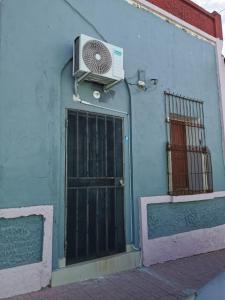 Το κτήριο όπου στεγάζεται  το διαμέρισμα