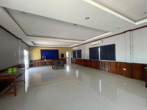 TV a/nebo společenská místnost v ubytování Navy Resort