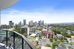 Nespecifikovaný výhled na destinaci Gold Coast nebo výhled na město při pohledu z apartmánu