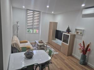 TV a/nebo společenská místnost v ubytování Trottel a Livia