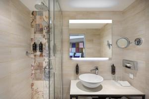 Koupelna v ubytování Mercure Budapest Korona