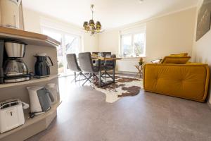 Posezení v ubytování Ferienwohnungen Schwarzwaldzauber