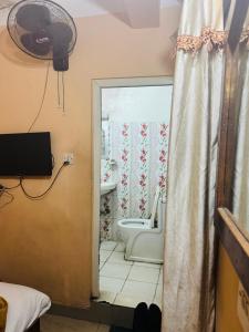 Bagno di Om Mandakini Hotel