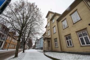 KarlovaIdyll 2A - Tartu Gem Apartment in a Quiet Area & FREE Parking talvel