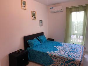 Photo de la galerie de l'établissement Apartamento T2 Equipado e Aconchegante., à Praia 65 autres photos
