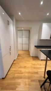 Galería fotográfica de Elegant And Cozy Apartment en Gotemburgo