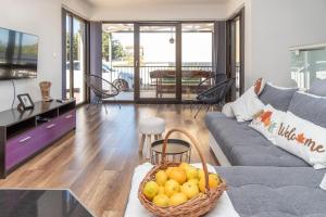 Posedenie v ubytovaní Villa Maslina with private pool on quiet location - by TA Leut Agency
