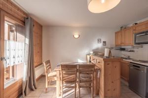 Η κουζίνα ή μικρή κουζίνα στο Residence des neiges - Immoclean +13 φωτογραφίες