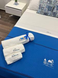 B&B Santorini客房内的一张或多张床位
