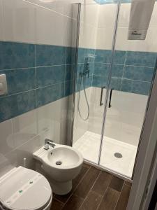 B&B Santorini的一间浴室
