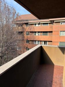 Balkón nebo terasa v ubytování STANZA PRIVATA Rho Fiera San Siro Milano + 1 fotografie