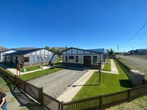 Το κτήριο όπου στεγάζεται  η παραθεριστική κατοικία