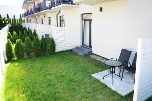 Vonkajšia záhrada v ubytovaní IND.U Apartamenty