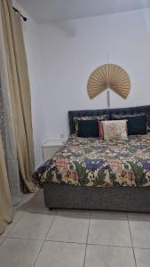 Postel nebo postele na pokoji v ubytování Howard rooms + 8 fotografií