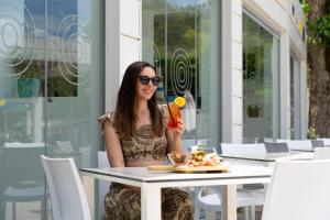 Nápoje v ubytování Club del Sole Adriatico Cervia Easy Camping Village