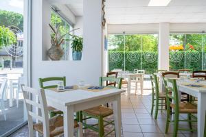 Restaurace v ubytování Club del Sole Adriatico Cervia Easy Camping Village