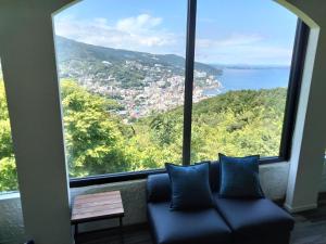 Photo de la galerie de l'établissement Villa 熱海 SUI, à Atami