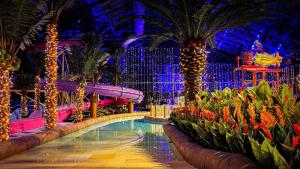 Amadria Park Kids Hotel Andrija内部或周边的泳池
