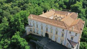 an aerial view of a building with a roof at MONART HOSPITALITY Vesuvio Park in Ottaviano