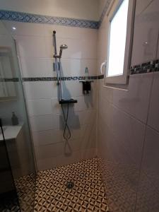 Koupelna v ubytování Maison Antony parking gratuit proche Paris