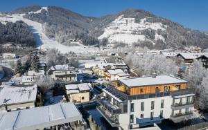 Widok na góry z tego aparthotelu