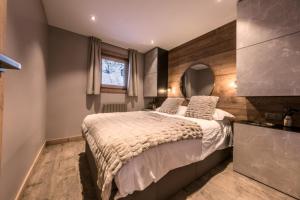 Postel nebo postele na pokoji v ubytování Chandonnelles I - L4L5 beautiful renovated appartement