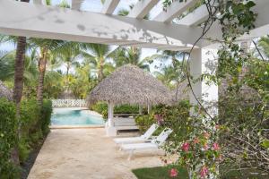 Bassein majutusasutuses Zel Punta Cana- All inclusive või selle lähedal