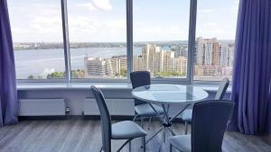 Nespecifikovaný výhled na destinaci Dněpropetrovsk nebo výhled na město při pohledu z aparthotelu