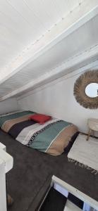 Postel nebo postele na pokoji v ubytování Bungalow Kerma