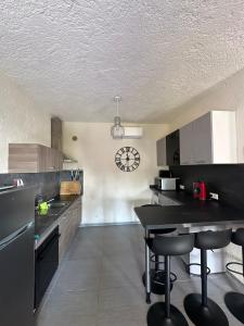 Η κουζίνα ή μικρή κουζίνα στο CARDELLINI 23